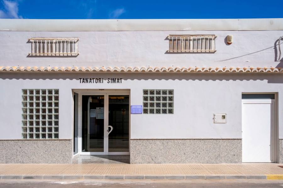 Tanatorio Simat Exterior
